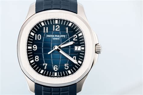 patek philippe aquanaut jumbo 42mm.